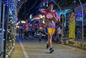 BIB: 18592
                            <button type="button" onclick="openModal(24677105)" class="btn btn-primary btn-sm float-right btn-popup" data-toggle="modal" data-target=".modal-high-quality">
                        <i class="fas fa-shopping-cart"></i> Add to Cart
                    </button>
                                            <button type="button" onclick="isThisMe(24677105, true)" class="btn btn-success btn-sm float-right btn-popup btn-isme hidden" data-toggle="tooltip" data-placement="bottom" title="นี่คือรูปของคุณใช่ไหม คลิกที่นี่เพื่อเอาเข้าอัลบั้ม">
                        <i class="fas fa-plus"></i> Add to album
                    </button>
                    <button type="button" onclick="isThisMe(24677105, false)" class="btn btn-warning btn-sm float-right btn-popup btn-isnotme hidden">
                        <i class="fas fa-ban"></i> Remove from album
                    </button>